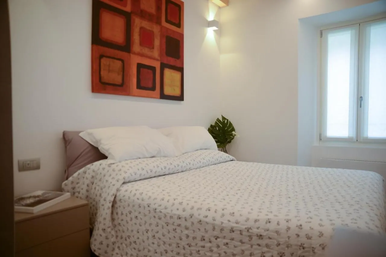 Apartament Comolakehouse